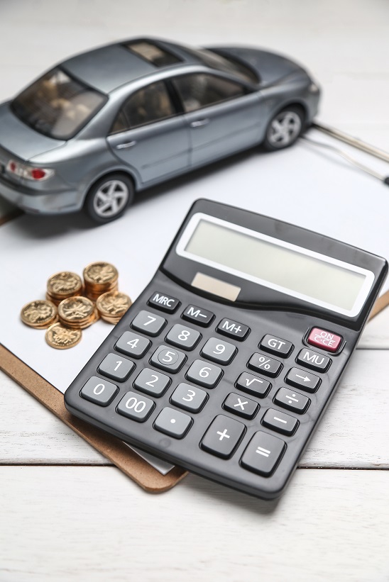 Decide when the best time to buy a new or used car is by calculating your budget, loan payments & vehicle expenses.